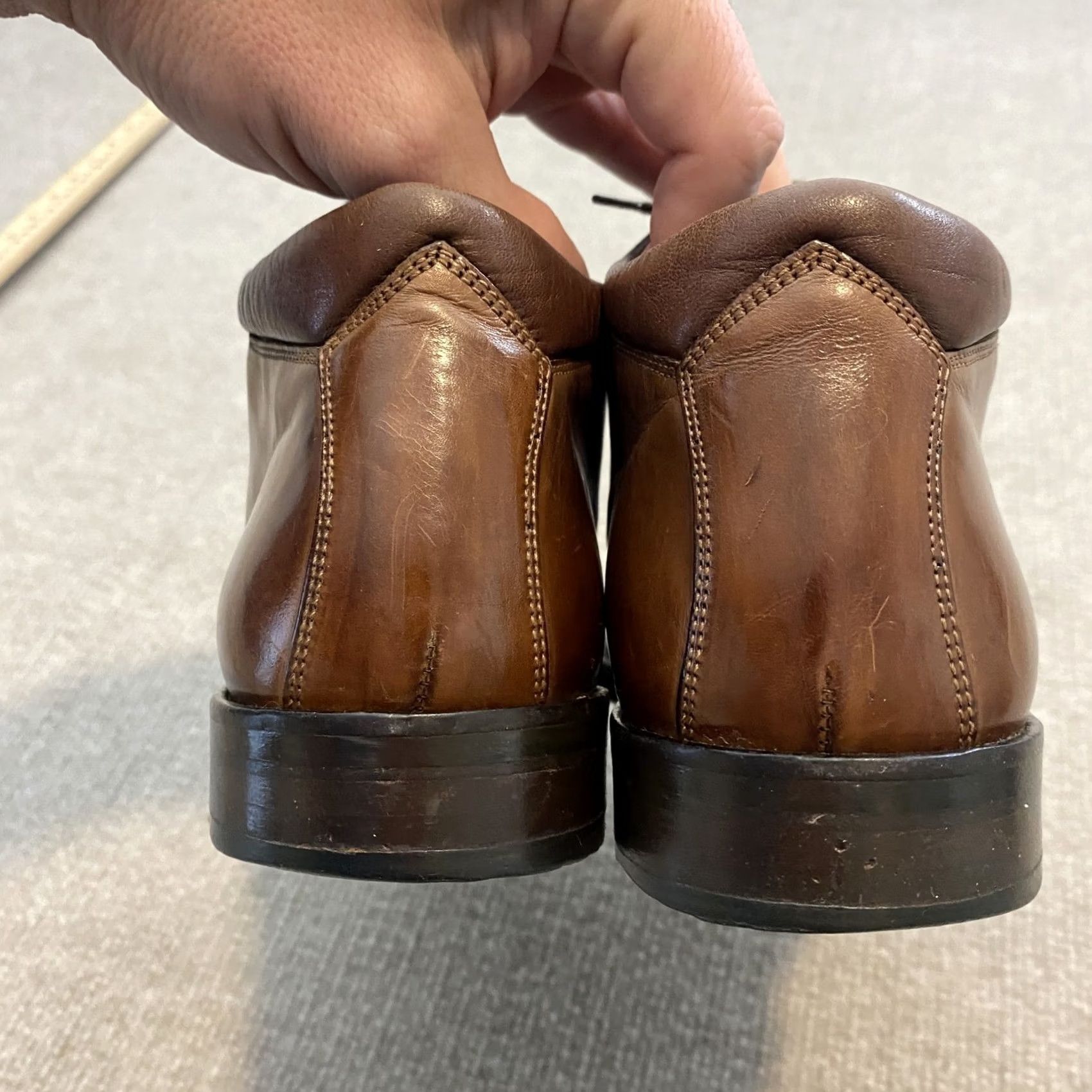 Johnston & Murphy Johnston & Murphy Mens Chukka Boot Size 8 M Brown Leather Cellini Made Italy Size US 7 / EU 40 - 4 Thumbnail