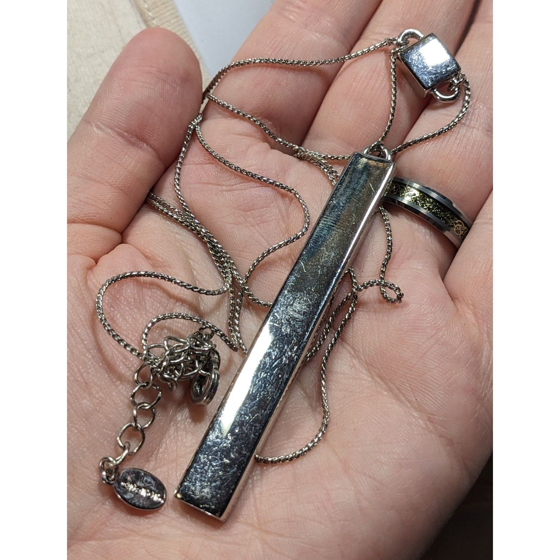 Other Deroi Modern Rectangular Pillar Silver Tone Necklace Size ONE SIZE - 4 Thumbnail