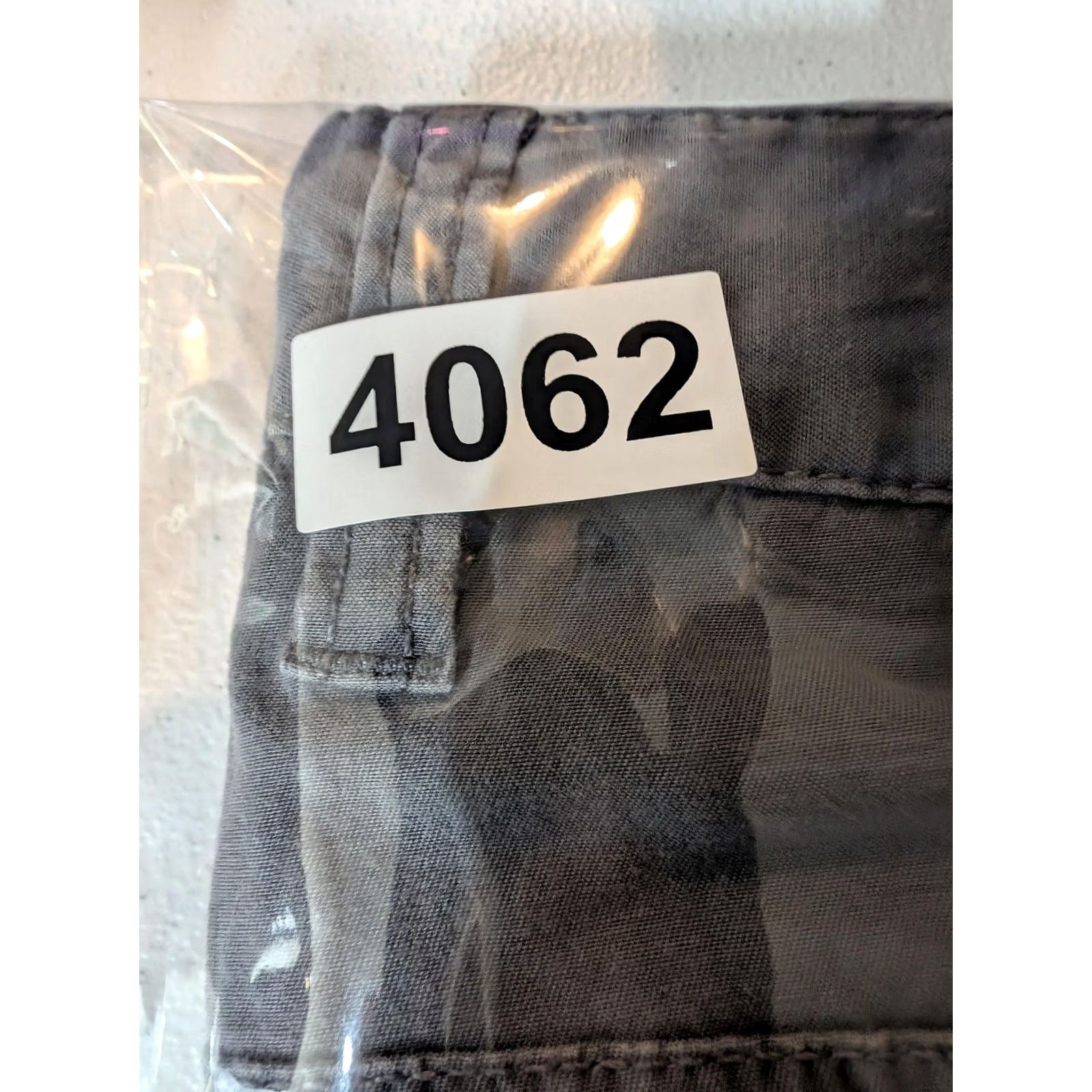 TravisMathew TravisMathew Pants Mens 40x34 Gray Stretch Chino Straight Leg Casual Golf Size US 40 / EU 56 - 7 Thumbnail