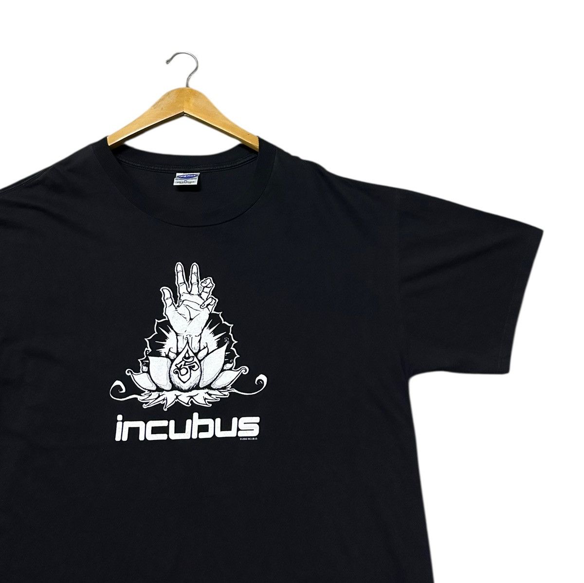 Band Tees Vintage 90s Incubus t-shirt Size US XL / EU 56 / 4 - 2 Thumbnail