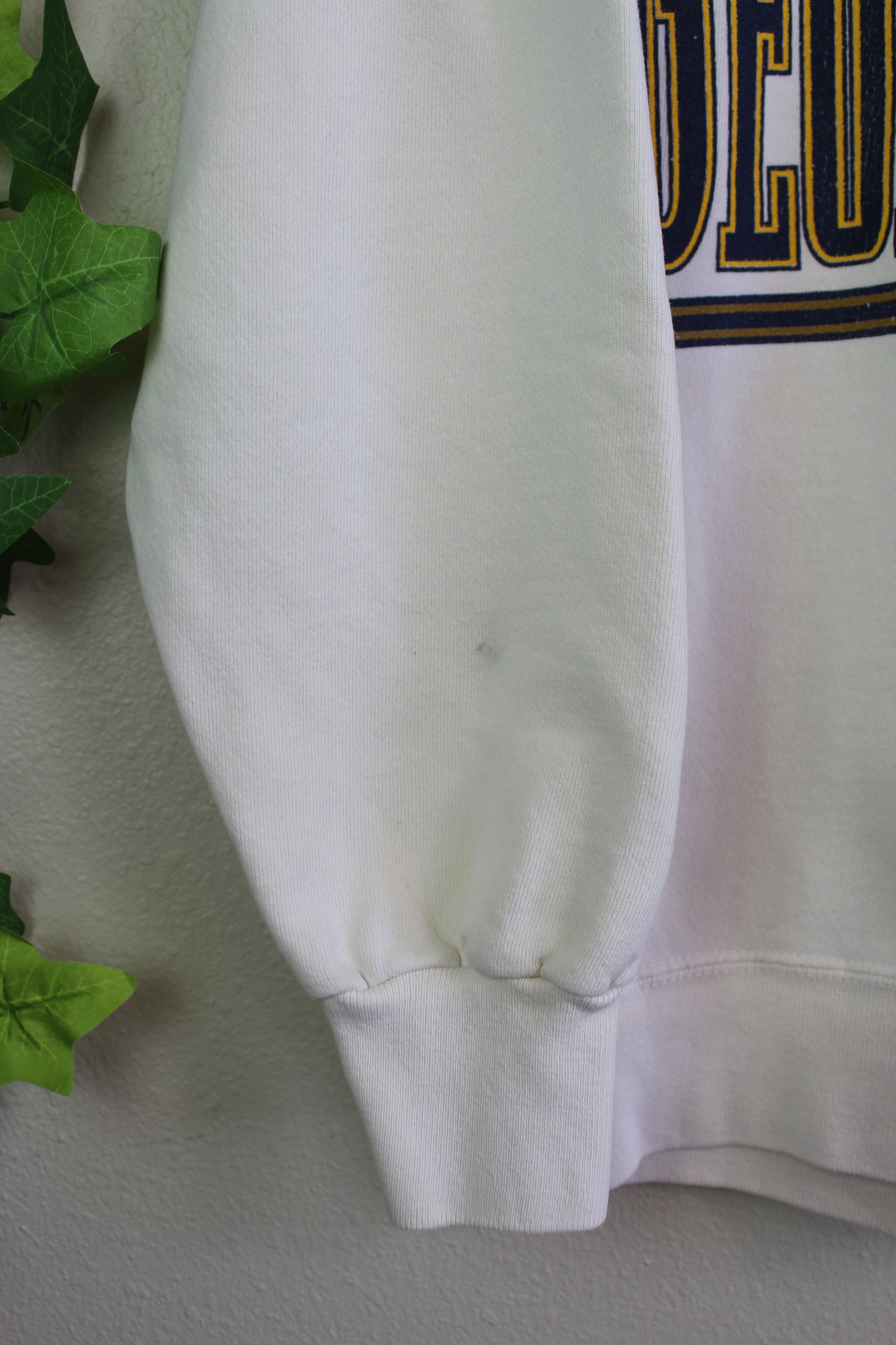 Vintage GEORGIA TECH YELLOW JACKETS SWEATSHIRT Size US L / EU 52-54 / 3 - 3 Thumbnail