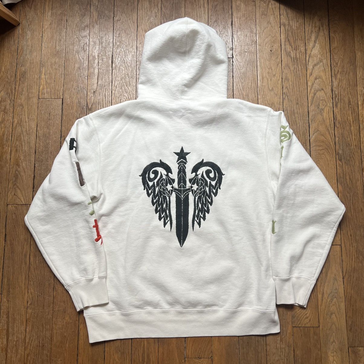 Supreme × The Great China Wall Supreme Great China Wall Sword Hooded Sweatshirt White XL Size US XL / EU 56 / 4 - 9 Thumbnail