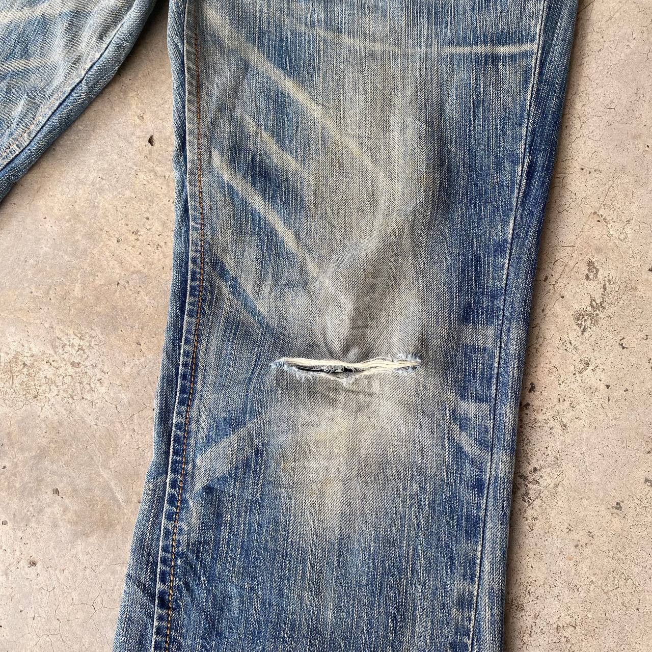 Edwin FLARED VINTAGE EDWIN JAPAN BULLS BOOTCUT DISTRESSED DENIM Size US 30 / EU 46 - 7 Thumbnail
