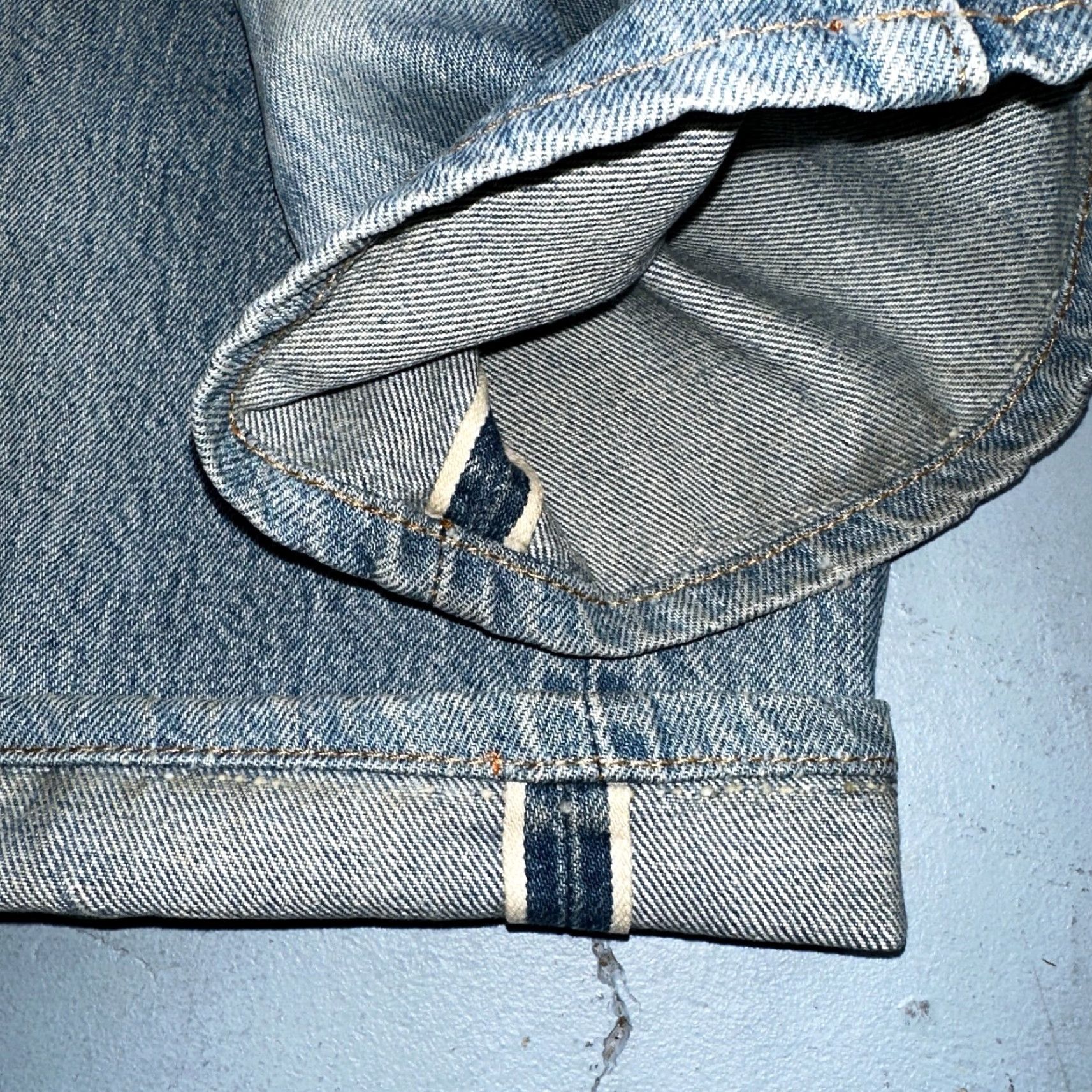 Levi's VINTAGE Levi's 501 XX Jeans Light Wash Distressed 27x28 USA 80s Mens Size US 27 - 4 Thumbnail