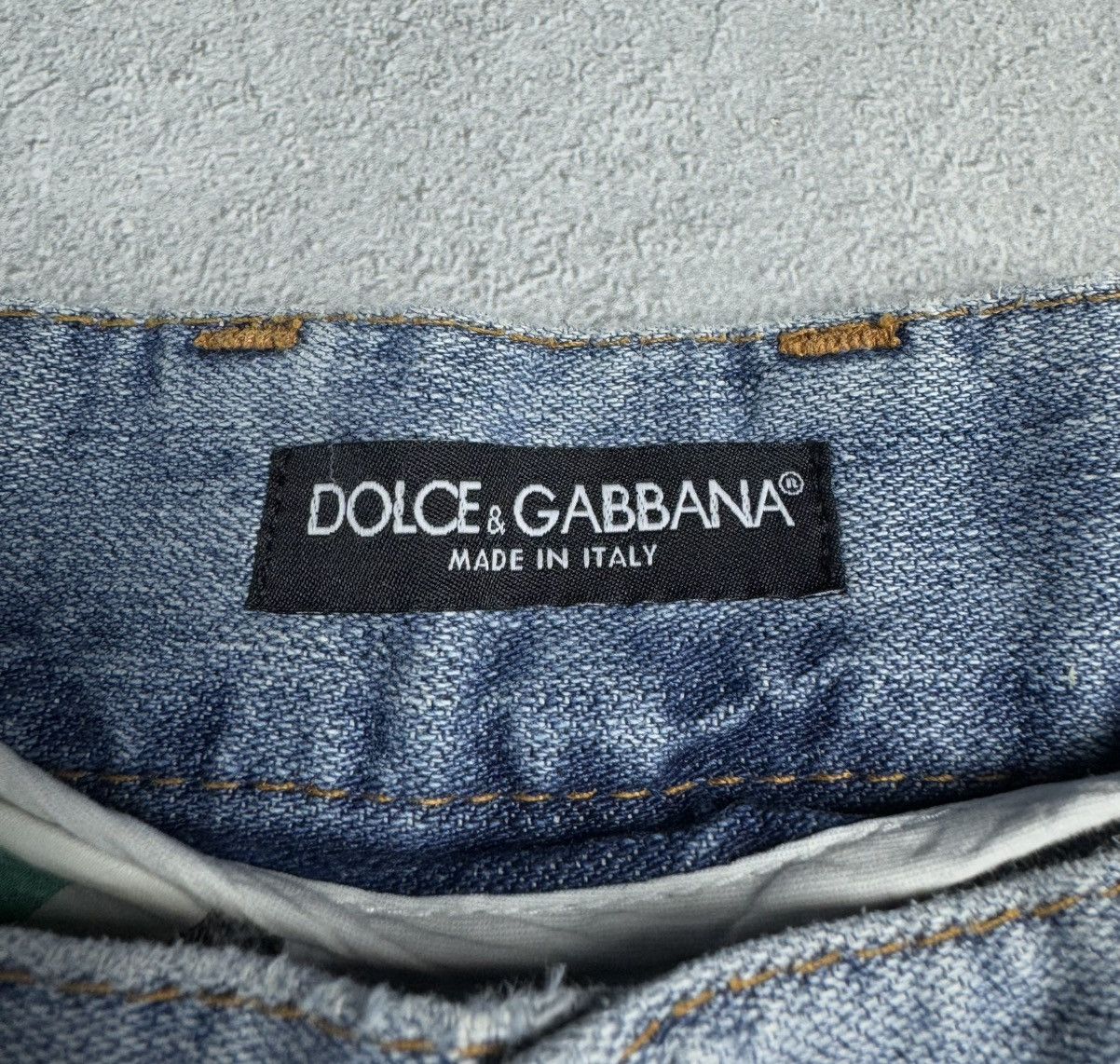 Dolce & Gabbana Vintage Dolce Gabbana Metal Logo Denim Pants size 46 Size 32" / US 10 / IT 46 - 11 Thumbnail
