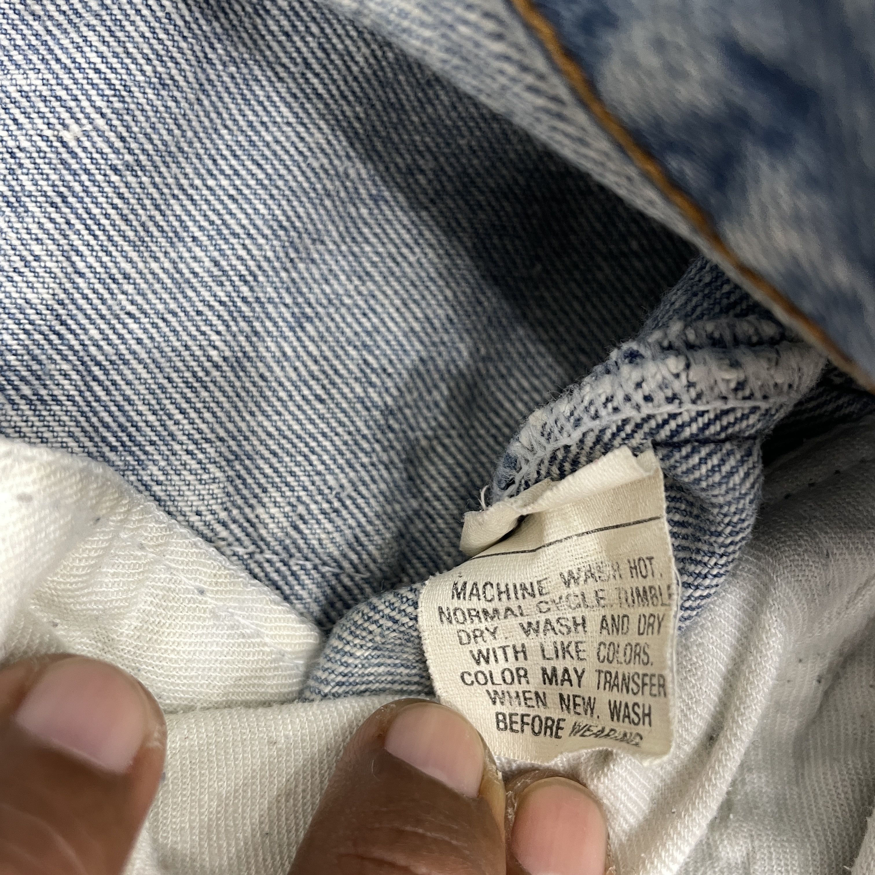 Japanese Brand × Levi's × Vintage Vintage Levi's 501 Distressed Light Wash Jeans -wc293 Size US 33 - 11 Thumbnail