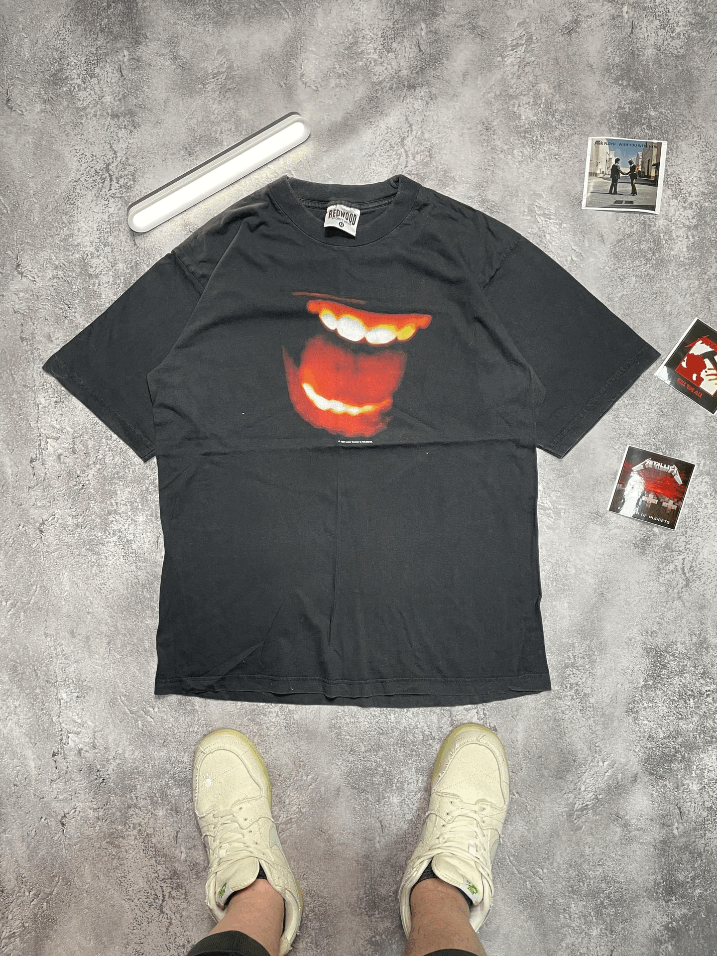 Band Tees Vtg 90s The Wildhearts Earth Grunge Graphic Tee Size US XL / EU 56 / 4 - 1 Thumbnail