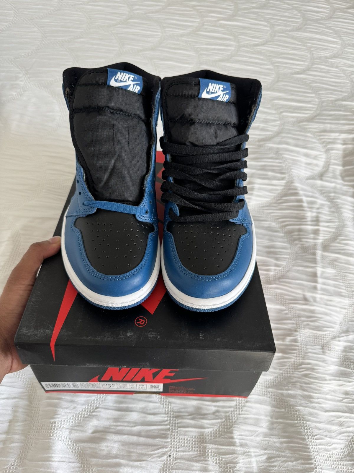 Jordan Brand Jordan Retro 1 High “Dark Marina Blue” Size US 7.5 / EU 40-41 - 2 Thumbnail