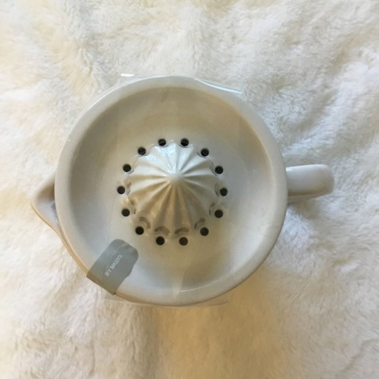 Other Rae Dunn White JUICE Ceramic Juicer Size ONE SIZE - 2 Thumbnail