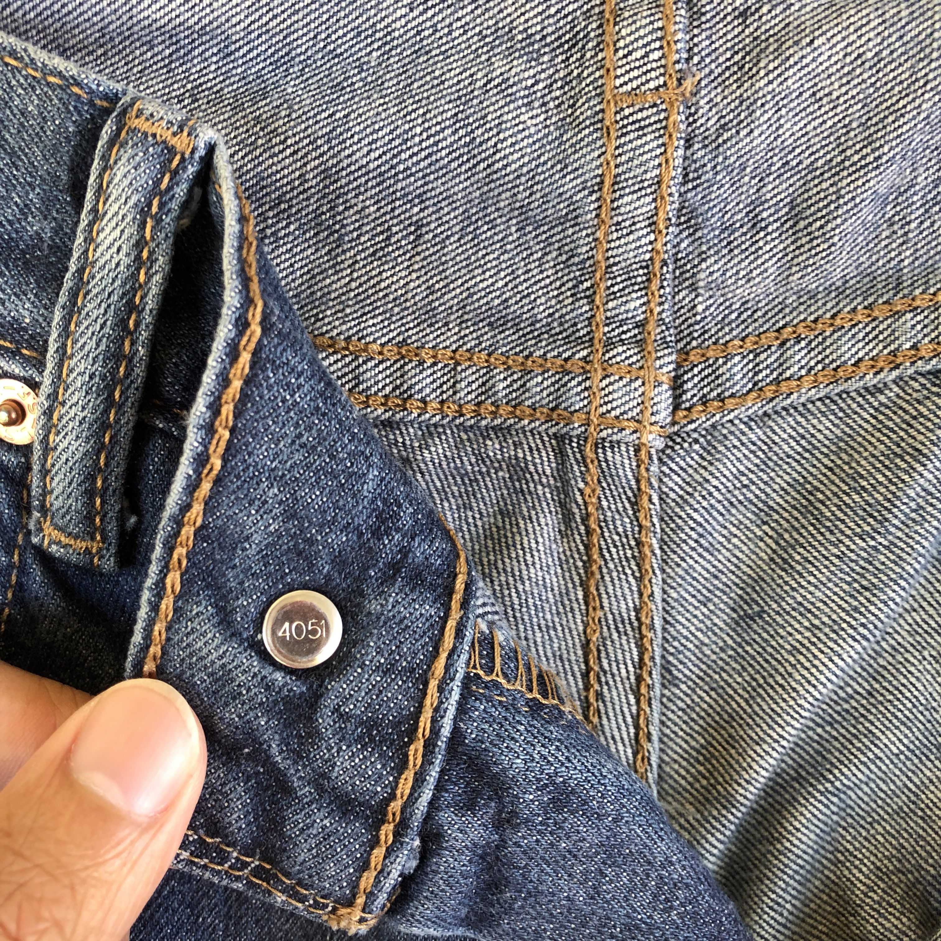 Levi's Vintage Levis 550 Baggy Jeans Levi's Light Wash Denim Pants Size US 32 / EU 48 - 7 Thumbnail