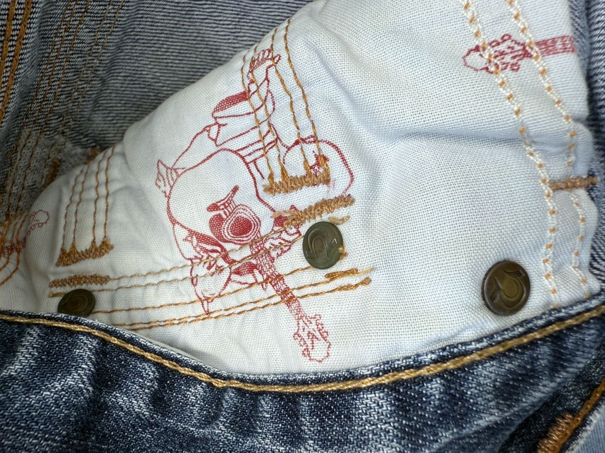 True Religion 90’s TRUE RELIGION RARE POCKET LOGO Y2K VINTAGE DENIM PANTS Size US 29 - 12 Thumbnail