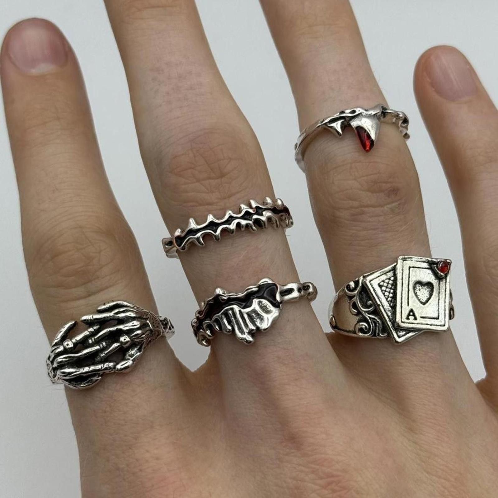 Other y2k 2000s style silver ring 5 piece set Size ONE SIZE - 2 Thumbnail