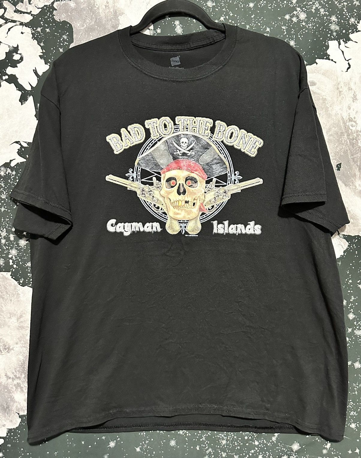 Hanes Pirate Skull shirt Size US XL / EU 56 / 4 - 1 Thumbnail
