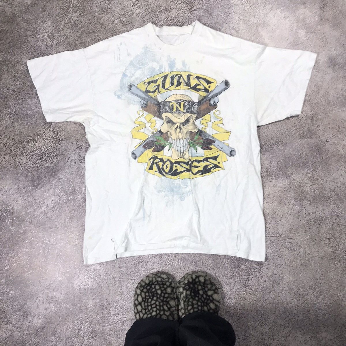 Band Tees VINTAGE Y2K BAND TEE GUNS N ROSES SKULLS DEAD FACE 90s Size US XL / EU 56 / 4 - 1 Thumbnail