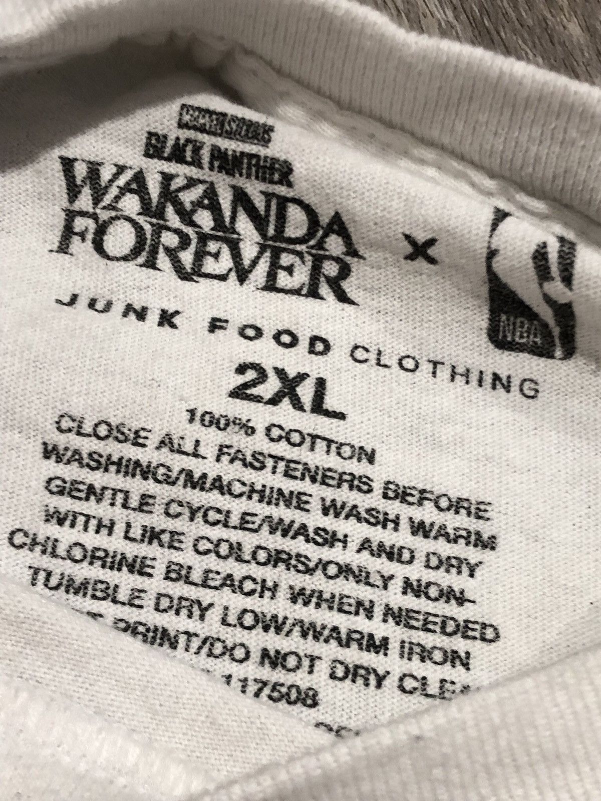 Junk Food × Marvel Comics × NBA Wakanda Forever Milwaukee Bucks Tee Size US XXL / EU 58 / 5 - 7 Thumbnail