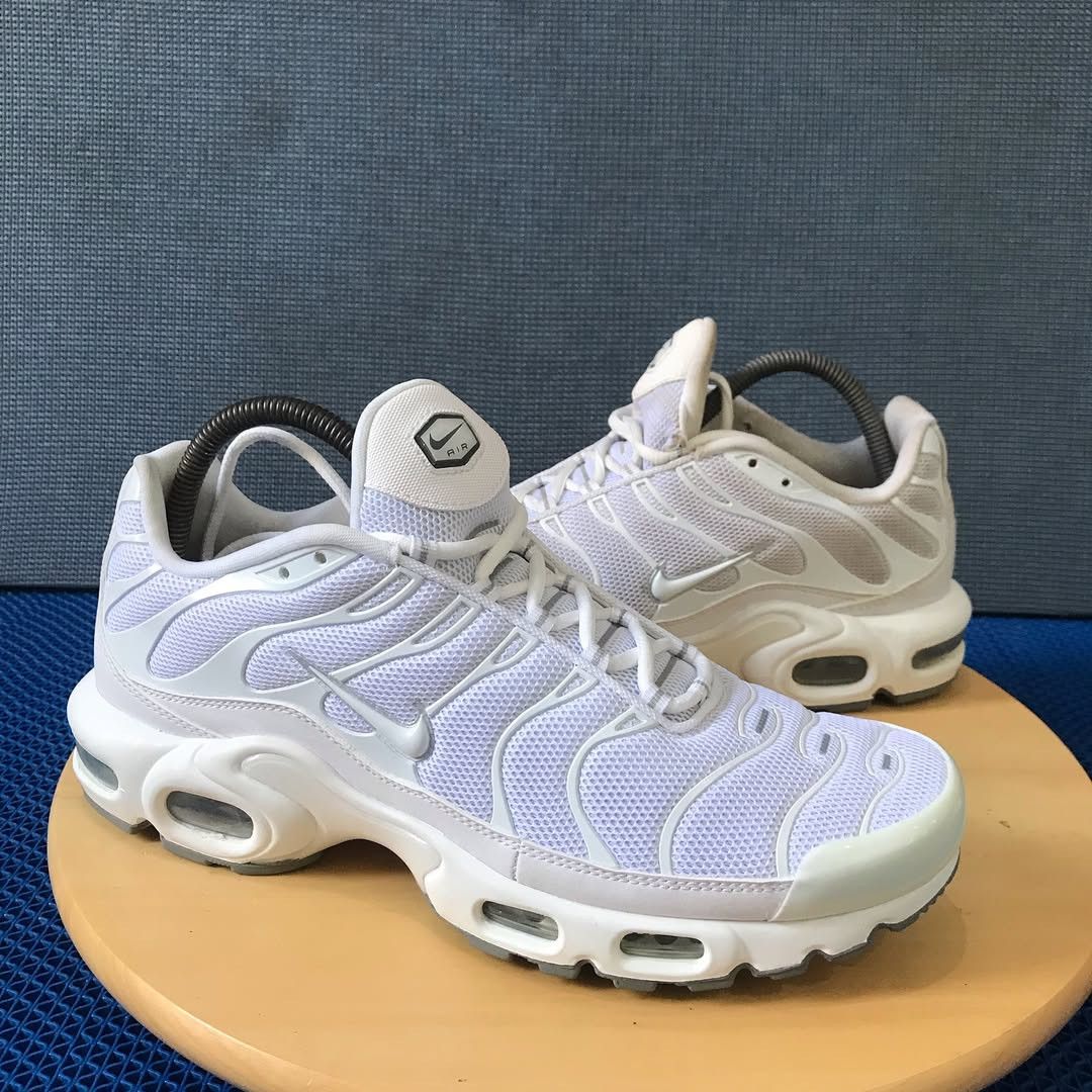 Nike Nike Air Max Plus Tn white Size 9uk 43 eur 27.5 Cm Size US 9.5 / EU 42-43 - 7 Thumbnail