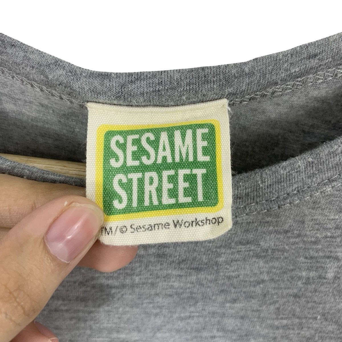 Vintage Vintage SESAME STREET Cookie Monster Merchandise Tee Shirt Size US XL / EU 56 / 4 - 7 Thumbnail
