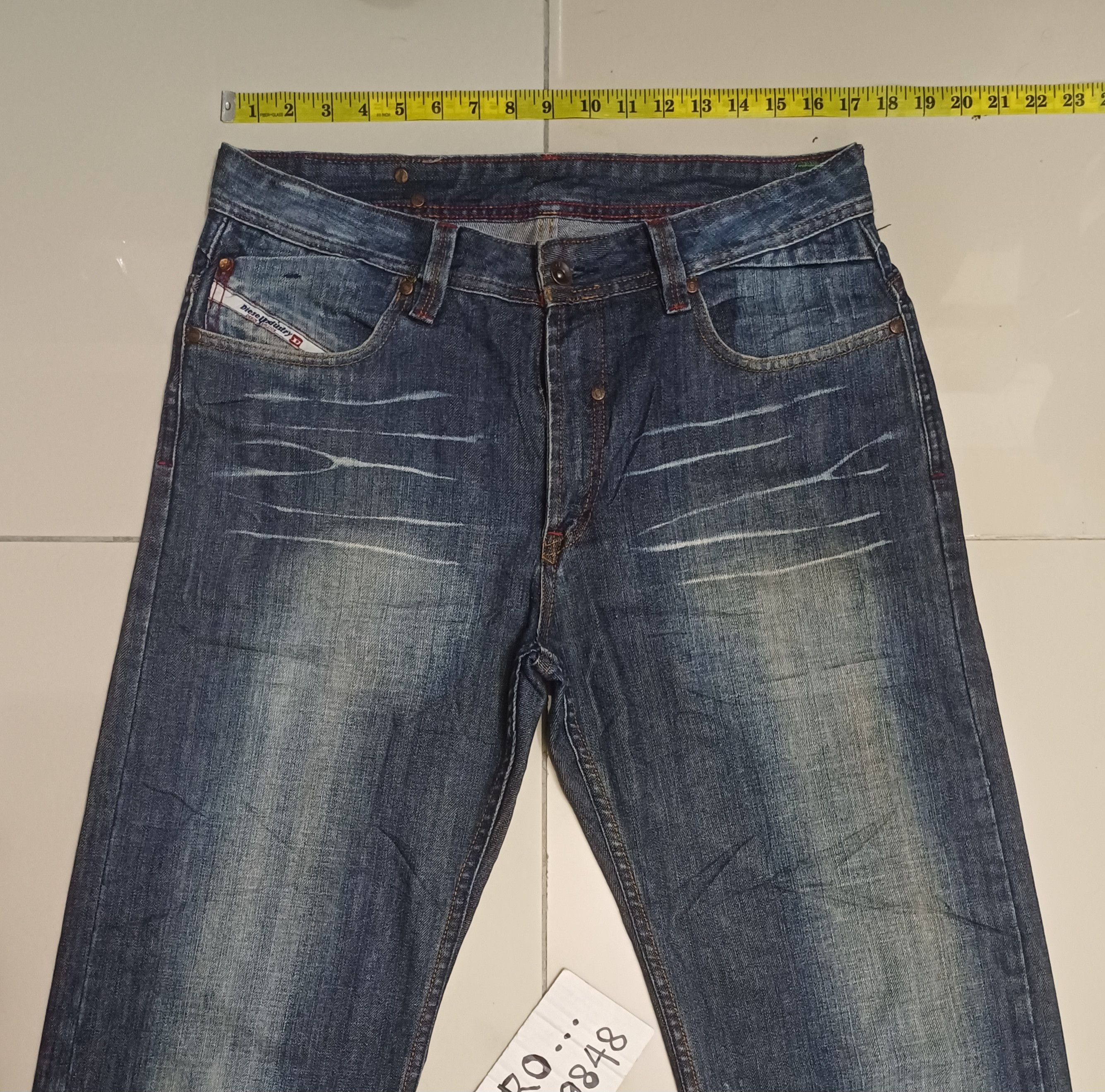 Diesel Superb loose DIESEL Jeans.. dragon on back poket Size US 34 / EU 50 - 2 Thumbnail