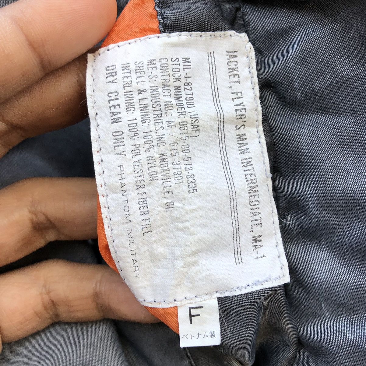 Vintage Vintage Sun Faded Flyers Man Intermediate Ma-1 Bomber Jacket Size US L / EU 52-54 / 3 - 16 Thumbnail
