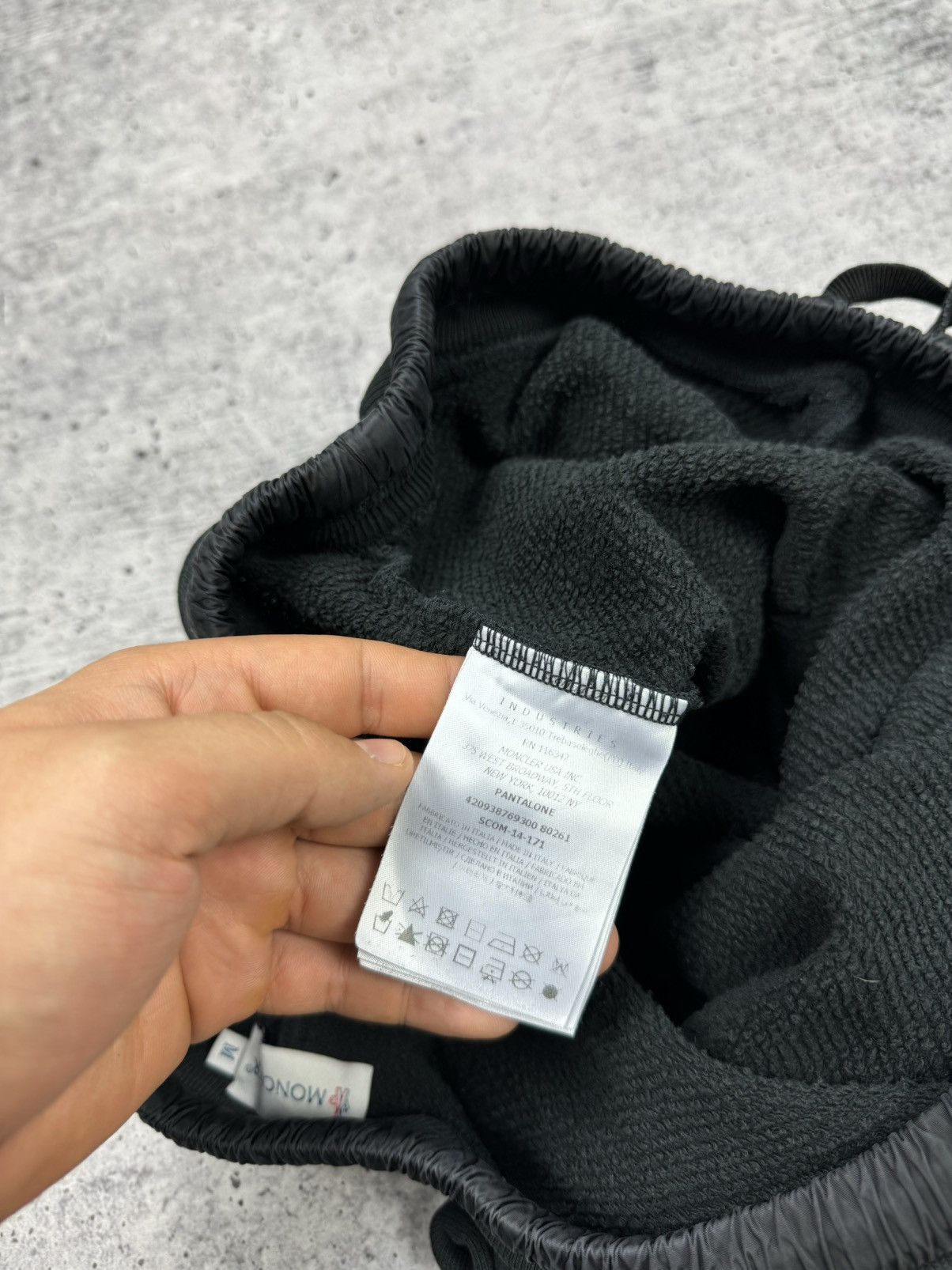 Designer × Moncler Vintage Moncler 90s Y2K Style Black Classic Sweatpants Pants Size 28" / US 6 / IT 42 - 13 Thumbnail