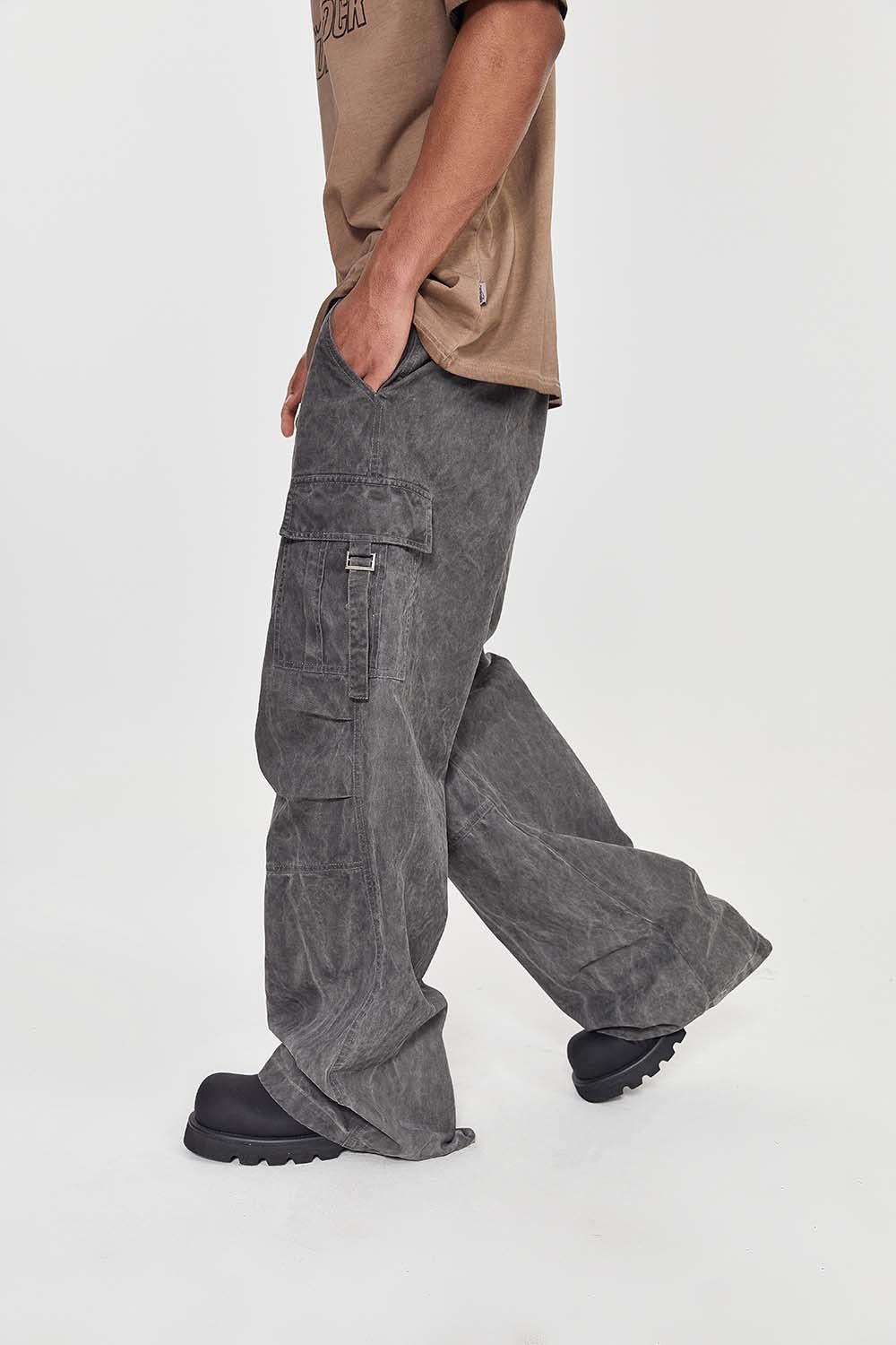 Japanese Brand × Jean × Vintage Wash Distressed Cargo Pants Loose Size US 30 / EU 46 - 4 Thumbnail