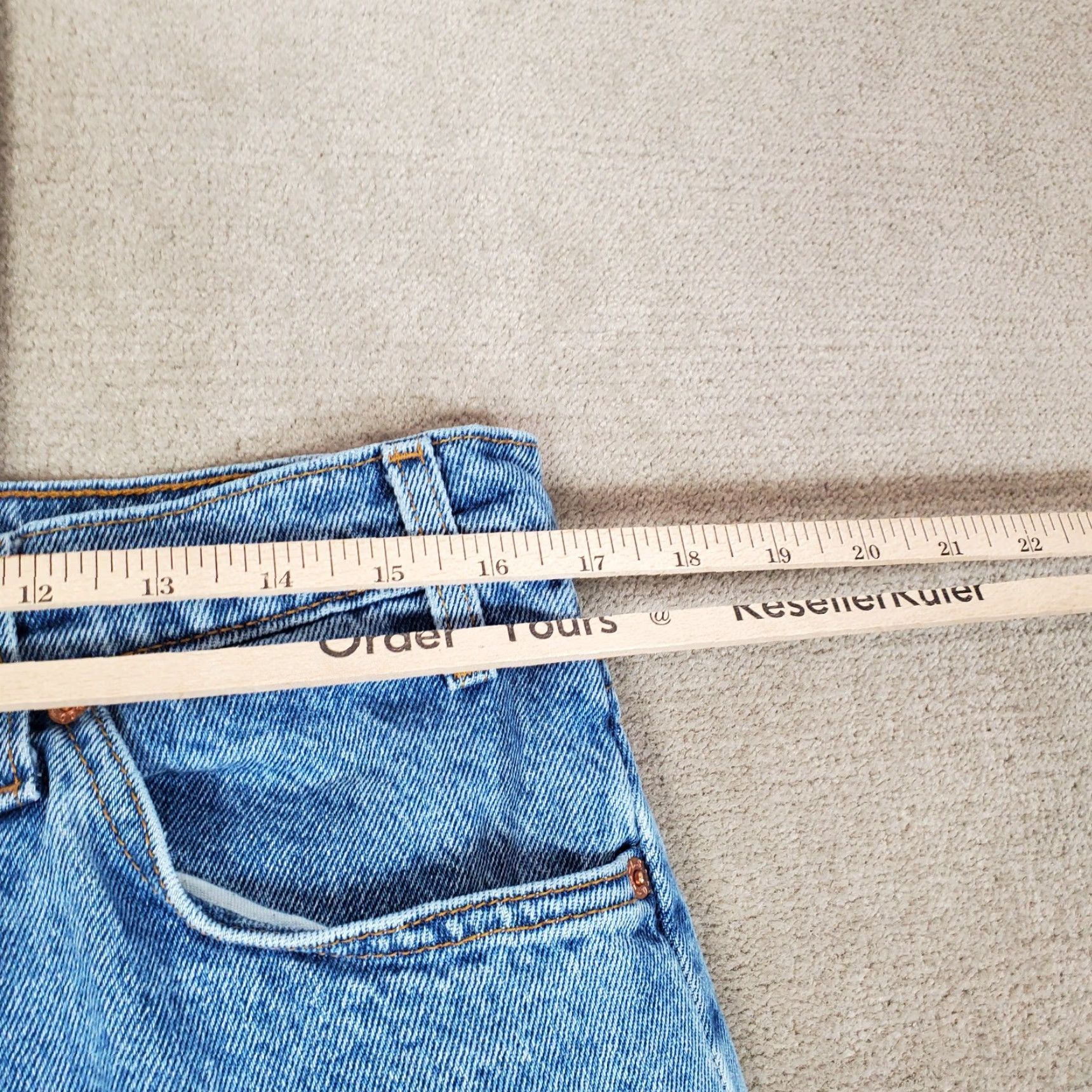 Levi's VINTAGE Levis Jeans Mens 33x31 Blue 550 Relaxed Fit Tapered Leg Orange Tab Light Size US 33 - 3 Thumbnail