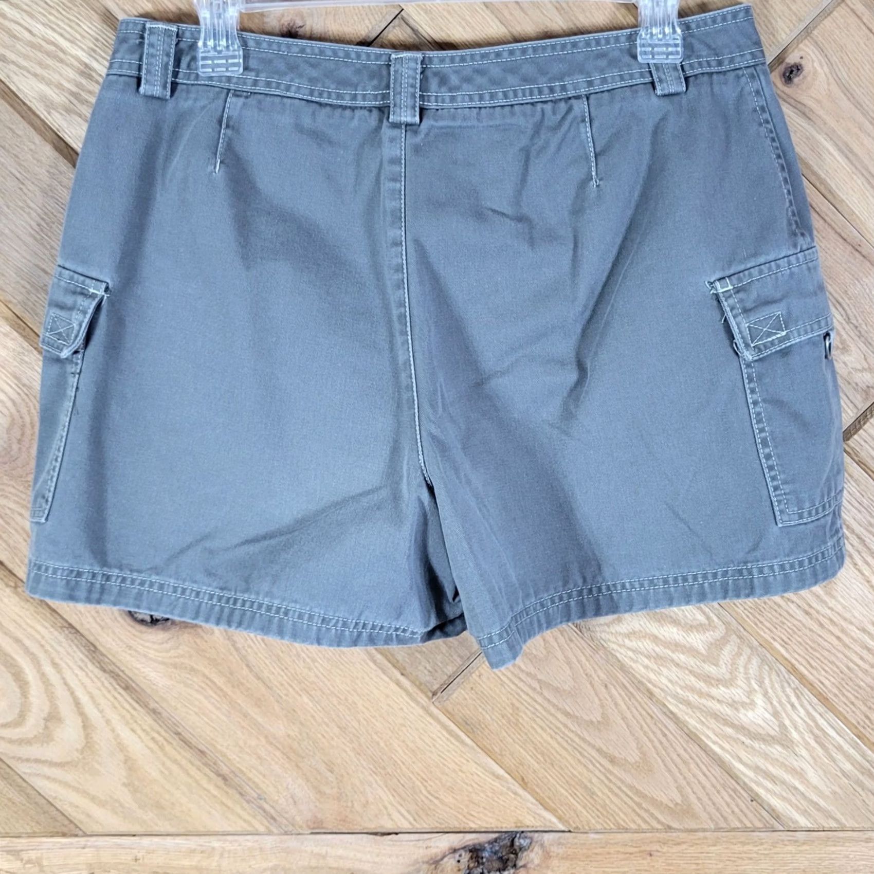 Dockers Dockers Cargo Shorts Womens Size M Gray Cotton Blend Check Measurements Size 32" / US 10 / IT 46 - 2 Thumbnail