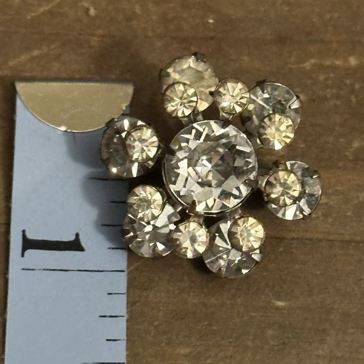 Vintage Vintage layered rhinestone flower brooch Size ONE SIZE - 4 Thumbnail