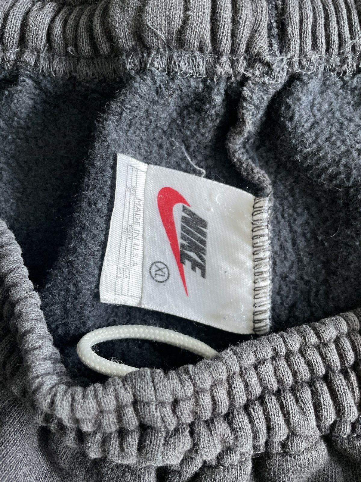 Nike Vintage 90’s Nike USA “Sun faded” Baggy Sweat Pants (Sz.XL) Size US 36 / EU 52 - 3 Thumbnail