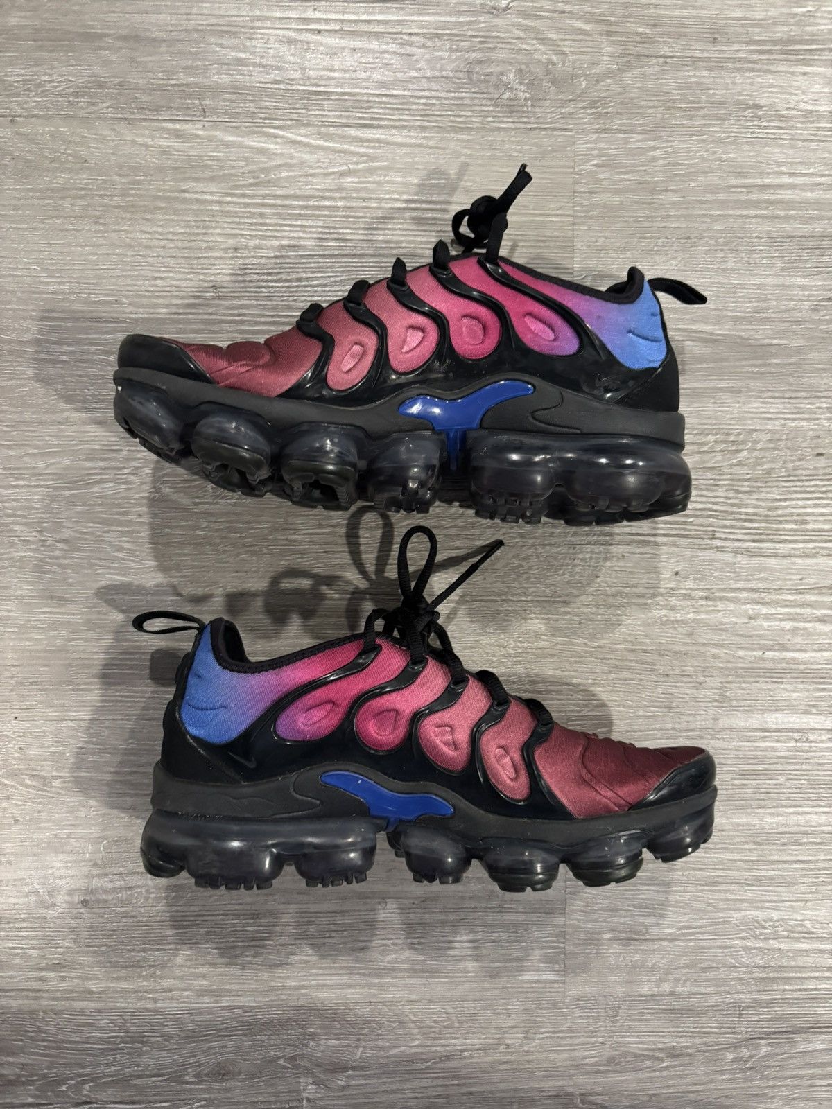 Nike Womens Vapormax plus Size US 7.5 / IT 37.5 - 2 Thumbnail