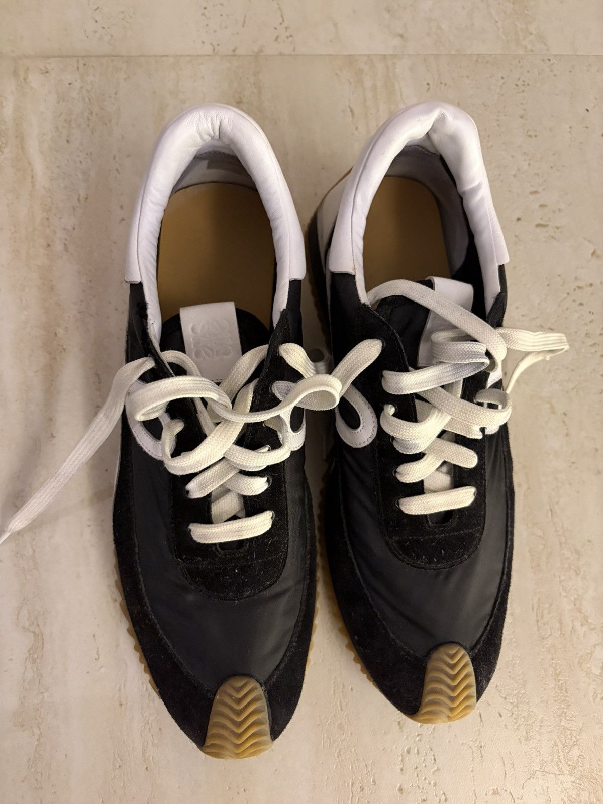 Loewe Loewe Flow Runner Black / White (EU 45/ US 12) Size US 12 / EU 45 - 2 Thumbnail