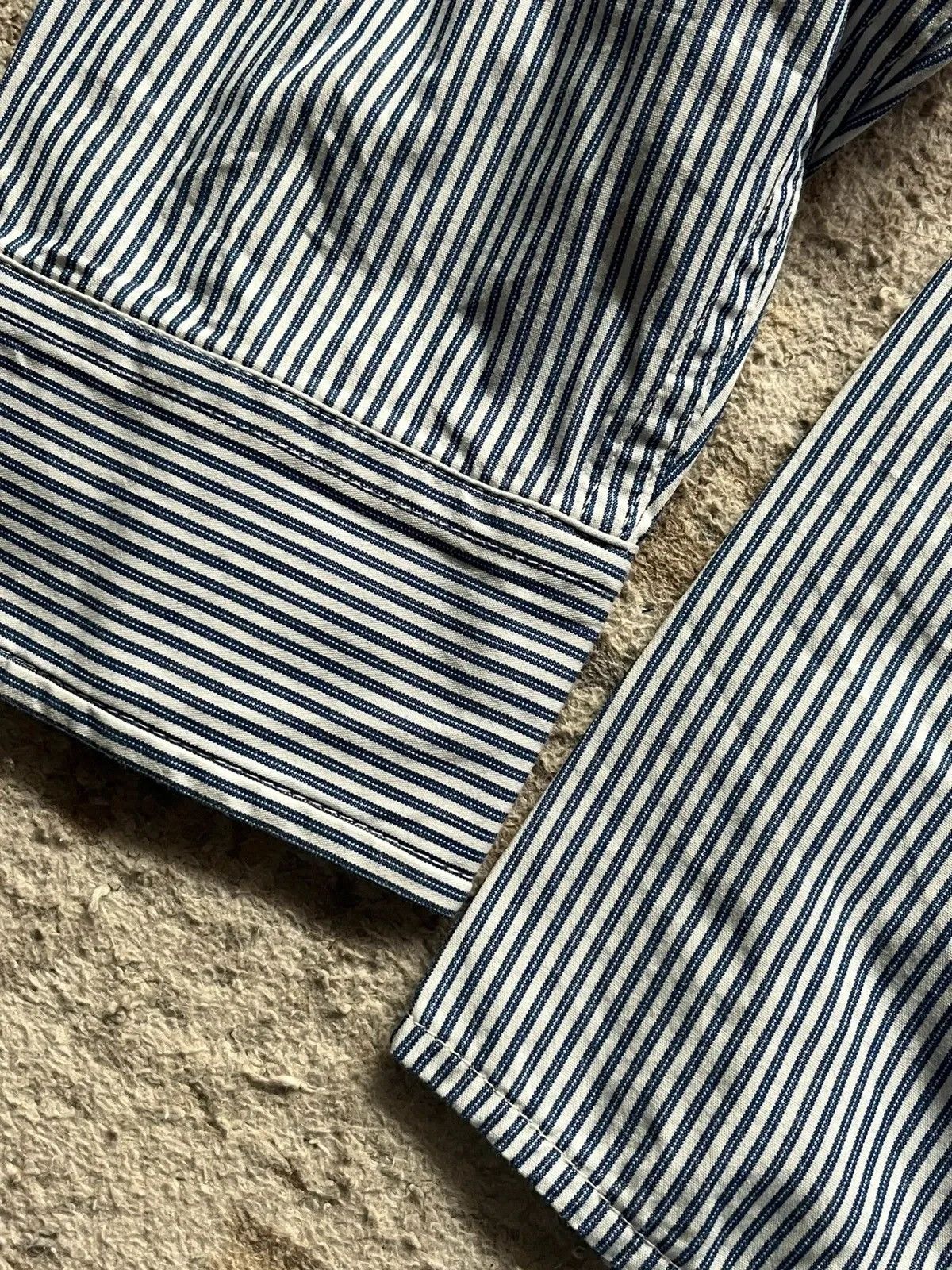 Carhartt Carhartt Rugged Outdoor Wear Sz L 2003 Stripped Shirt Rare Size US L / EU 52-54 / 3 - 11 Thumbnail