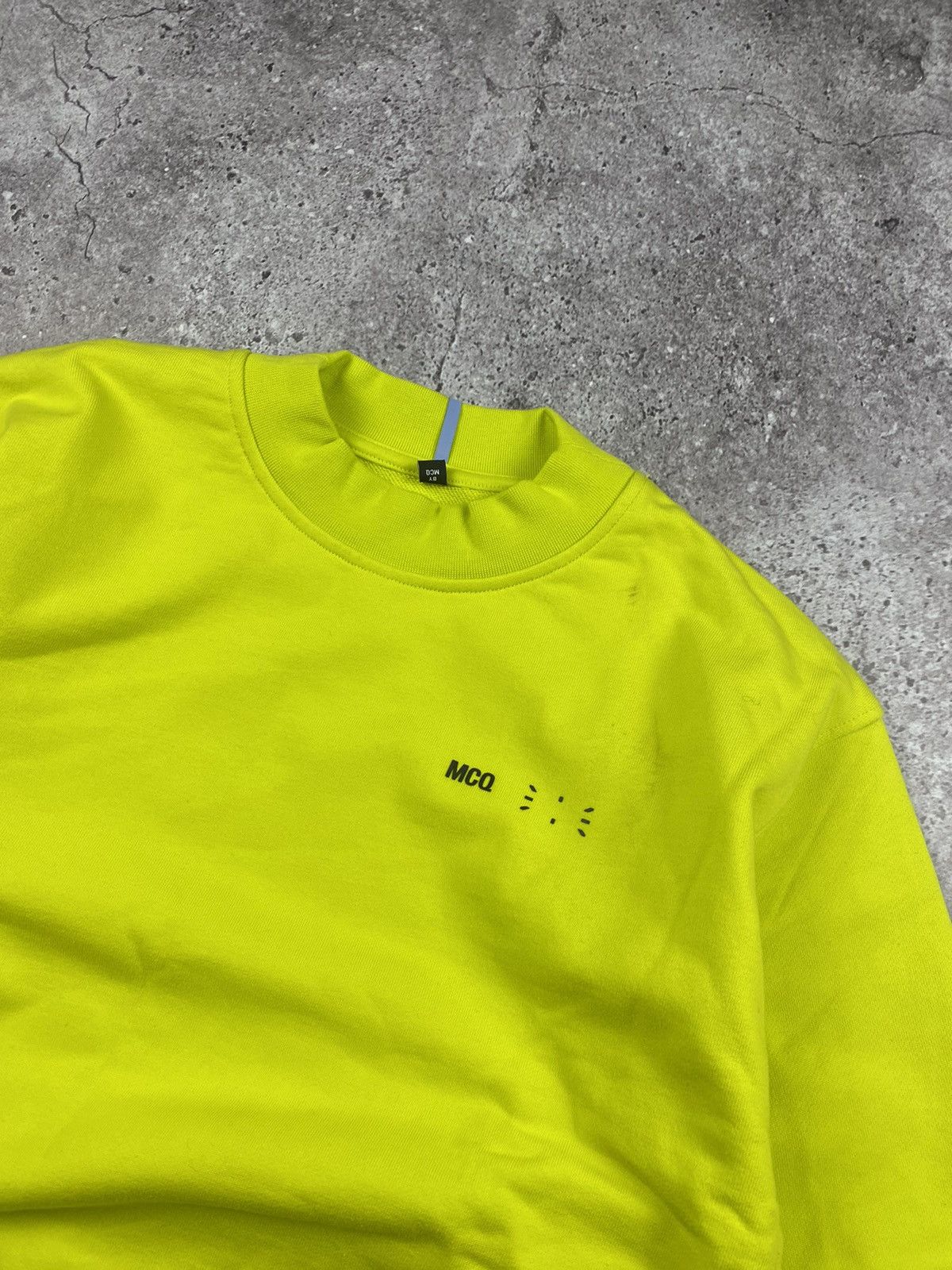 Alexander McQueen × Vintage Alexander McQueen MCQ Cropped reflective Sweatshirt Very rar Size M / US 6-8 / IT 42-44 - 2 Thumbnail