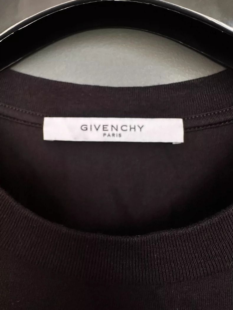 Givenchy Givenchy Givenchy Black Red Logo Short Sleeve Tshirt -2507 Size US S / EU 44-46 / 1 - 3 Thumbnail