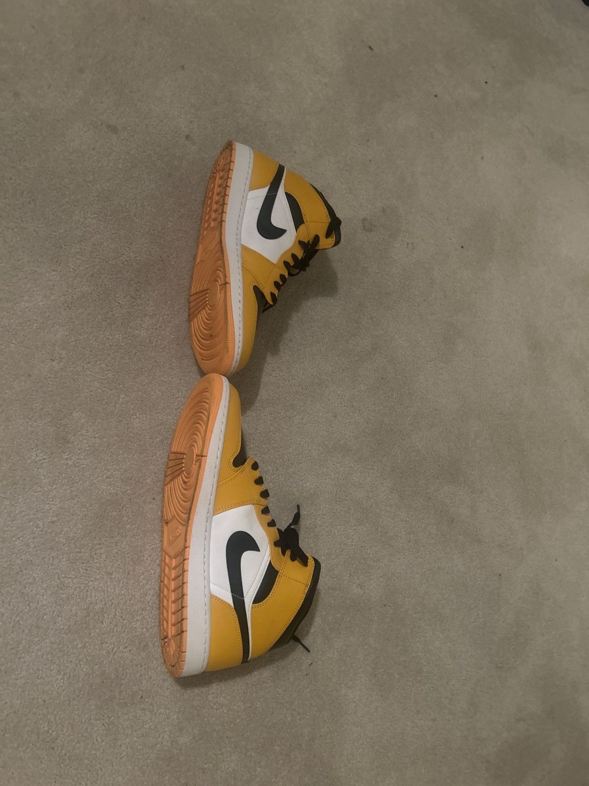 Nike Jordan 1 Size US 13 / EU 46 - 3 Thumbnail