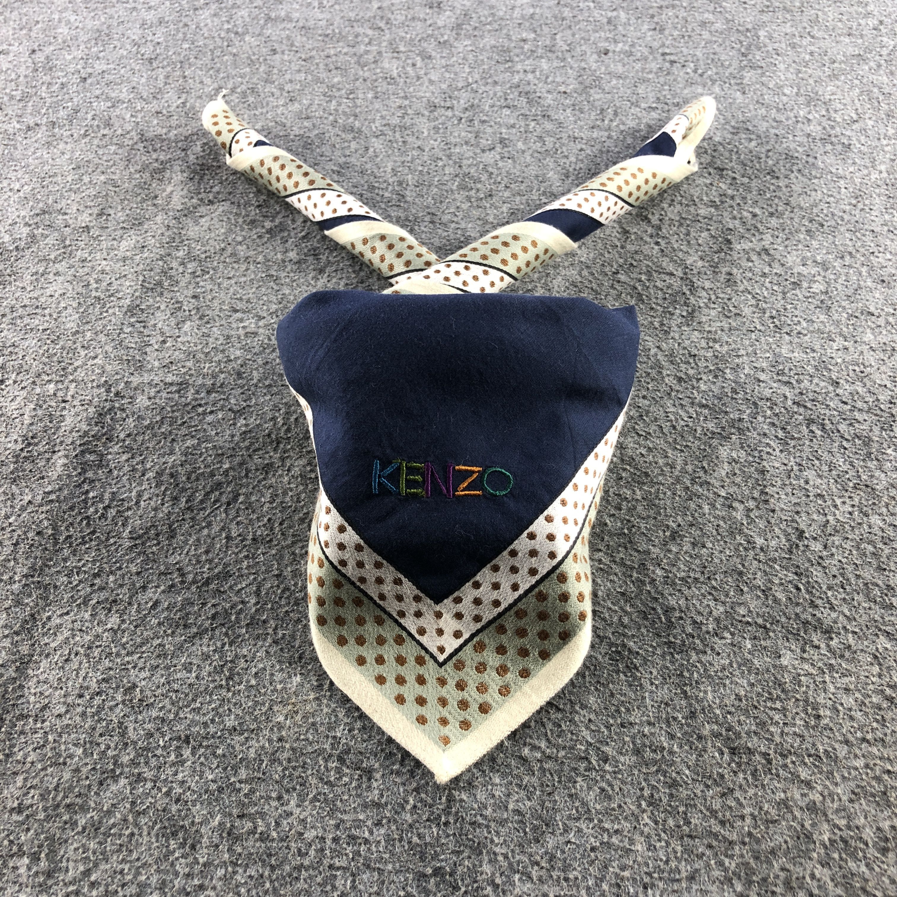 Kenzo × Vintage Kenzo Handkerchief Neckerchief Bandana H2444 Size ONE SIZE - 1 Thumbnail