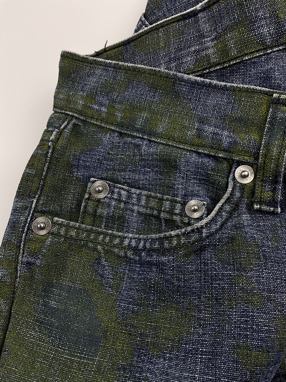 Walter Van Beirendonck Walter Van Beirendonck Hand Painted Moss Jeans Size US 28 / EU 44 - 12 Thumbnail