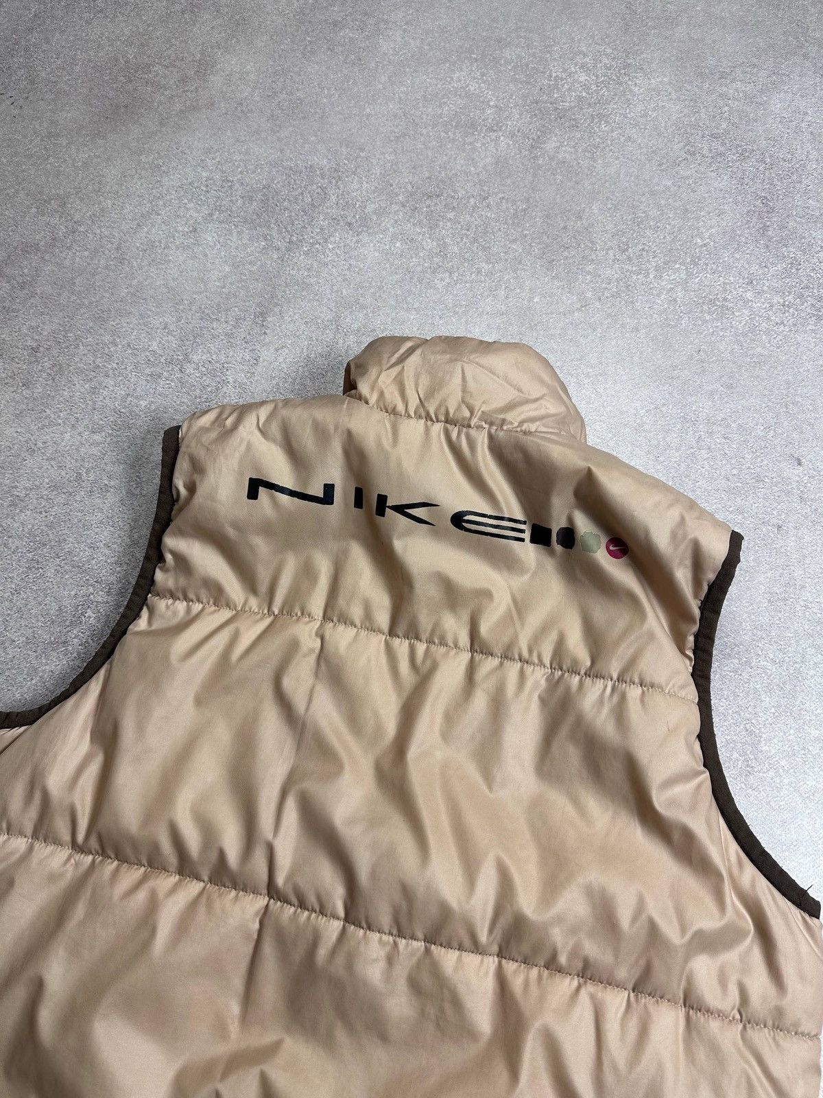 Nike Vintage Nike Swoosh Reversible Puffer Jacket S Y2K Size US S / EU 44-46 / 1 - 7 Thumbnail