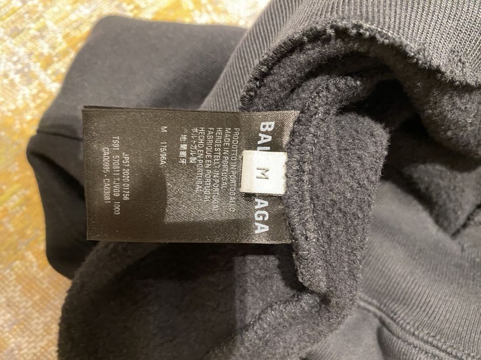 Balenciaga Balenciaga “i love cats” hoodie Size US M / EU 48-50 / 2 - 5 Thumbnail