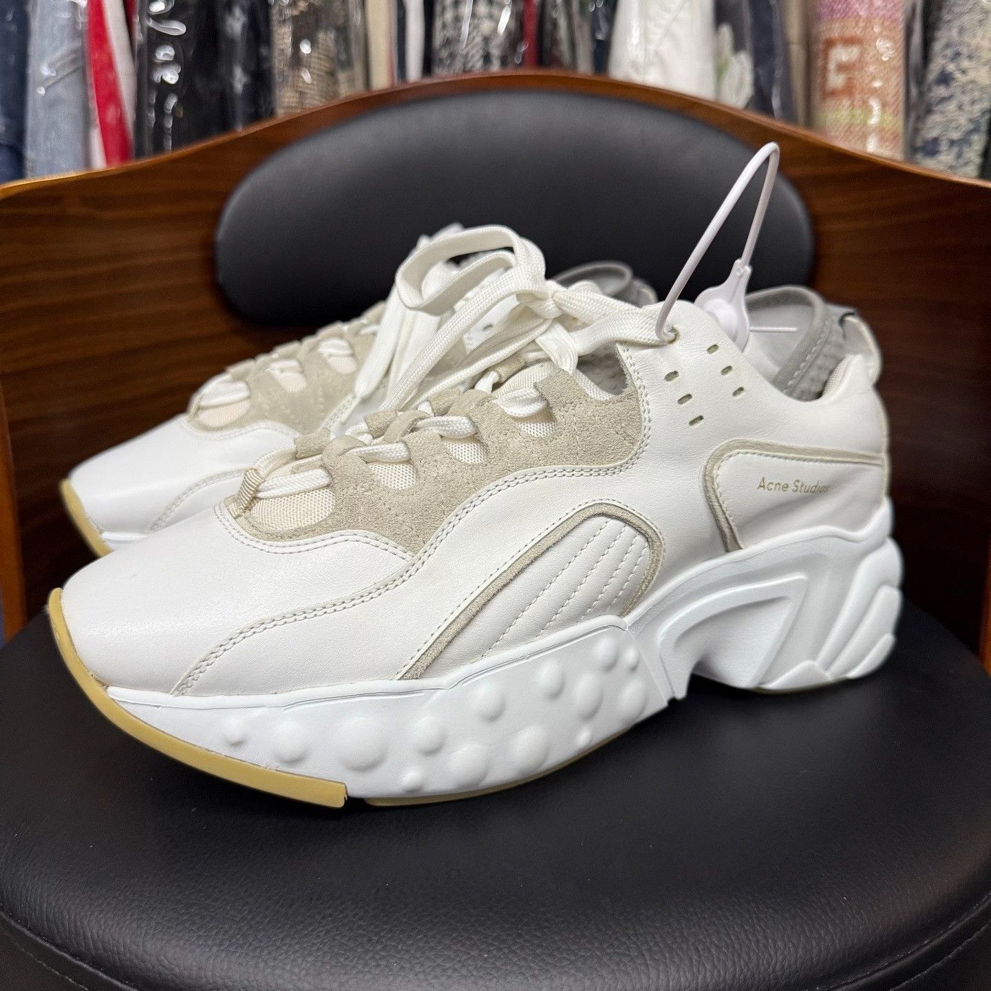 Acne Studios Acne Studios Brown Lowtop Sneakers 8.5 Men Size US 8.5 / EU 41-42 - 1 Thumbnail
