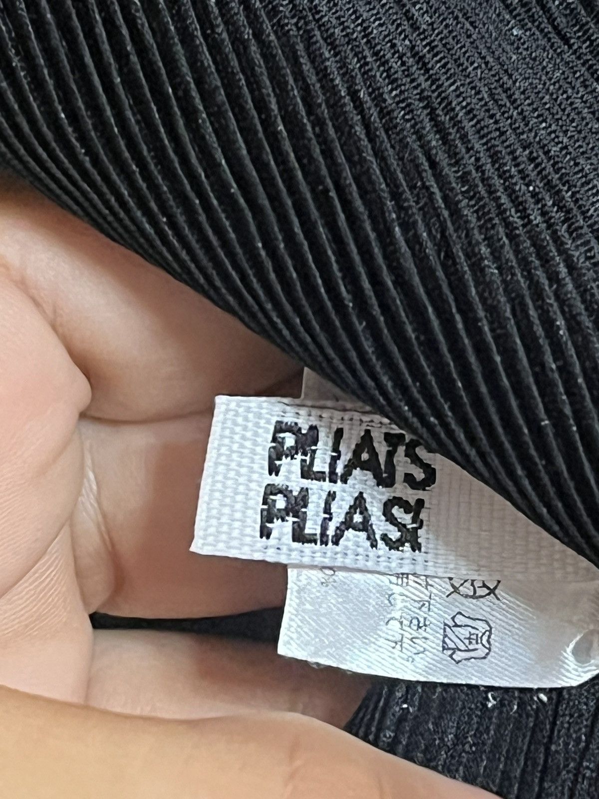 Homme Plisse Issey Miyake × Pleats Please Issey Miyake A rare vintage Pleats Please Turtle Neck Shirt Size M / US 6-8 / IT 42-44 - 9 Thumbnail