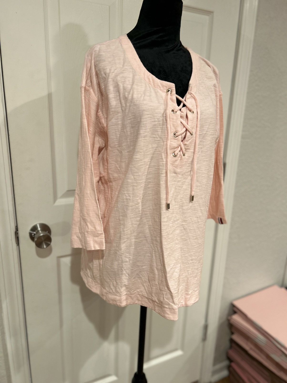 Tommy Hilfiger Tommy Hilfiger Light Pink Lace-Up 3/4 Sleeve Top Size XL Size XL / US 12-14 / IT 48-50 - 3 Thumbnail