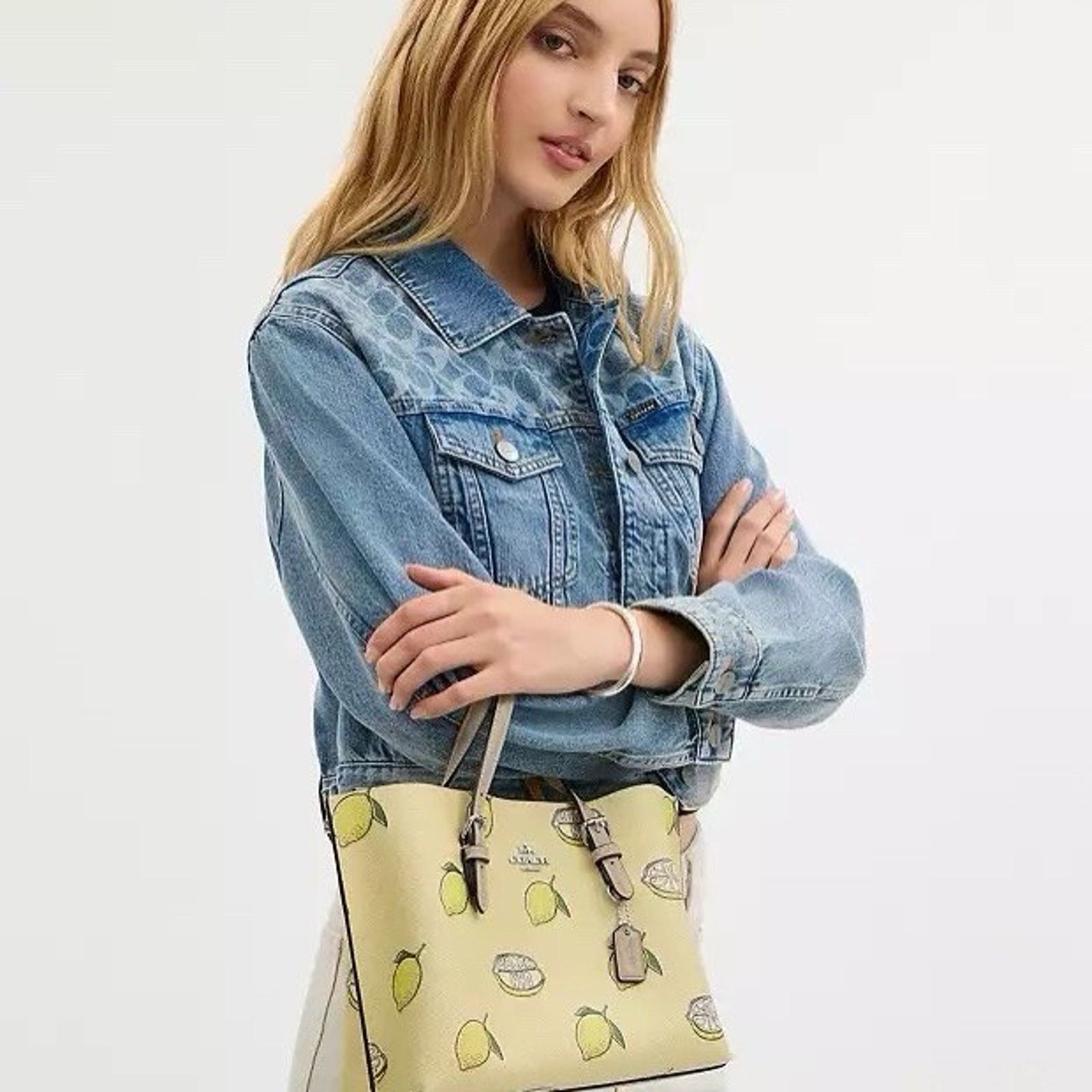 Coach NWT COACH Mollie Tote Bag 25 CAL78 Crossbody Lemon Print Size ONE SIZE - 10 Thumbnail