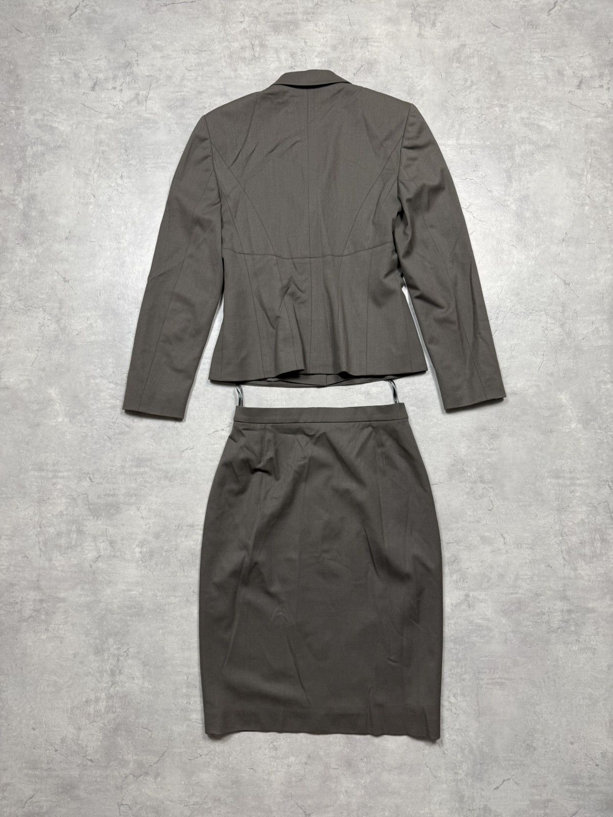 Escada Escada Vintage Luxury Suit Size S / US 4 / IT 40 - 14 Thumbnail