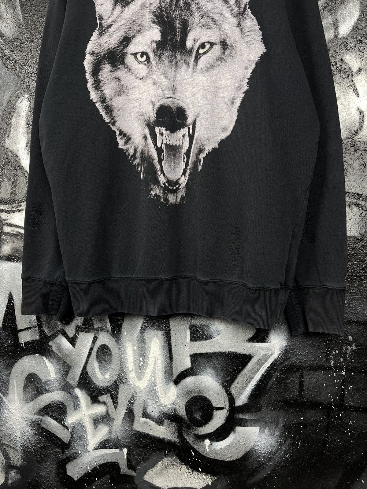 Designer × Diesel Diesel Graphic Print Wolf Distressed Sweatshirt Men’s Size US XL / EU 56 / 4 - 4 Thumbnail
