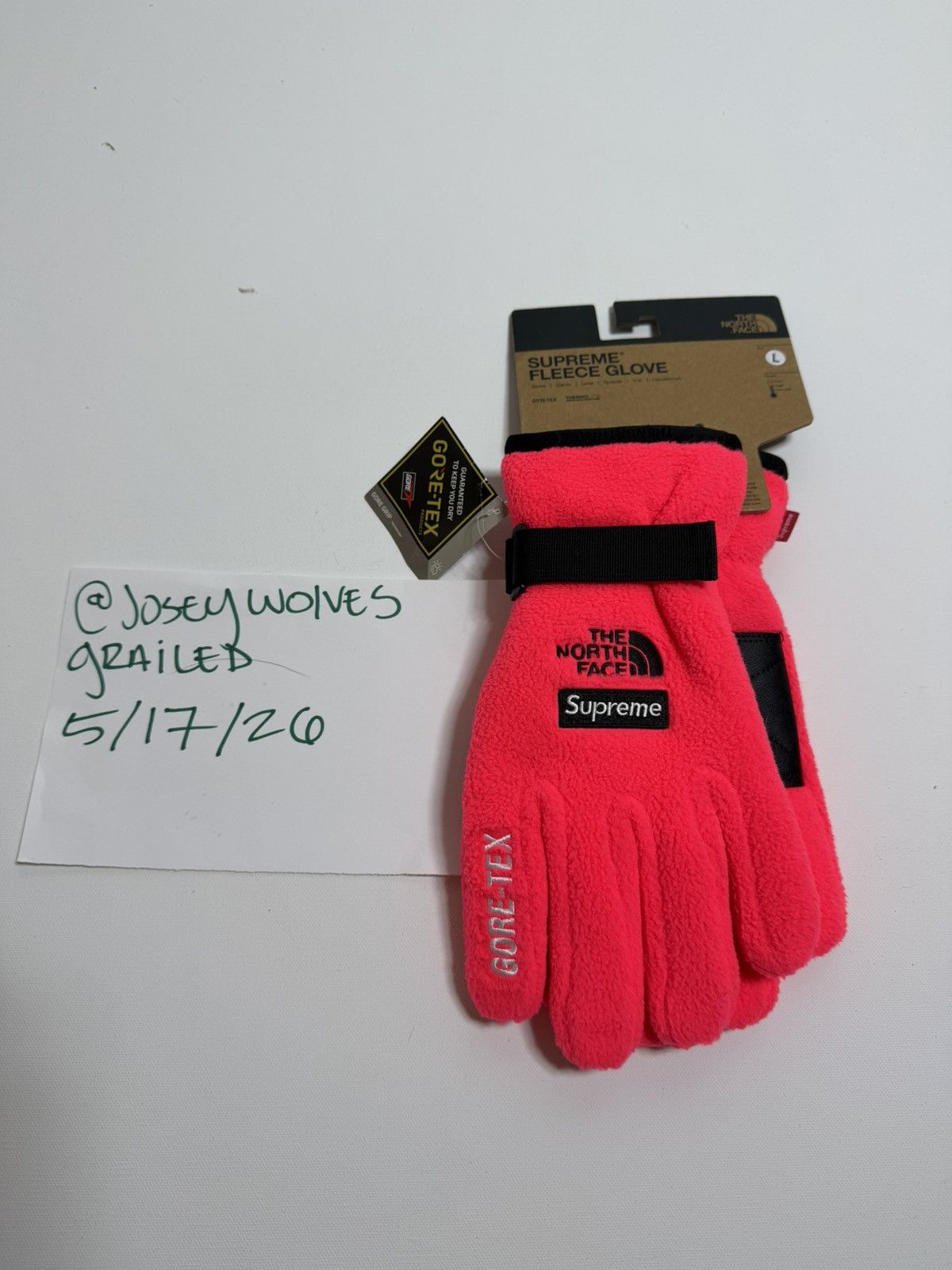 Supreme Supreme x The North Face RTG Fleece Gloves AND SCARF Size ONE SIZE - 2 Thumbnail