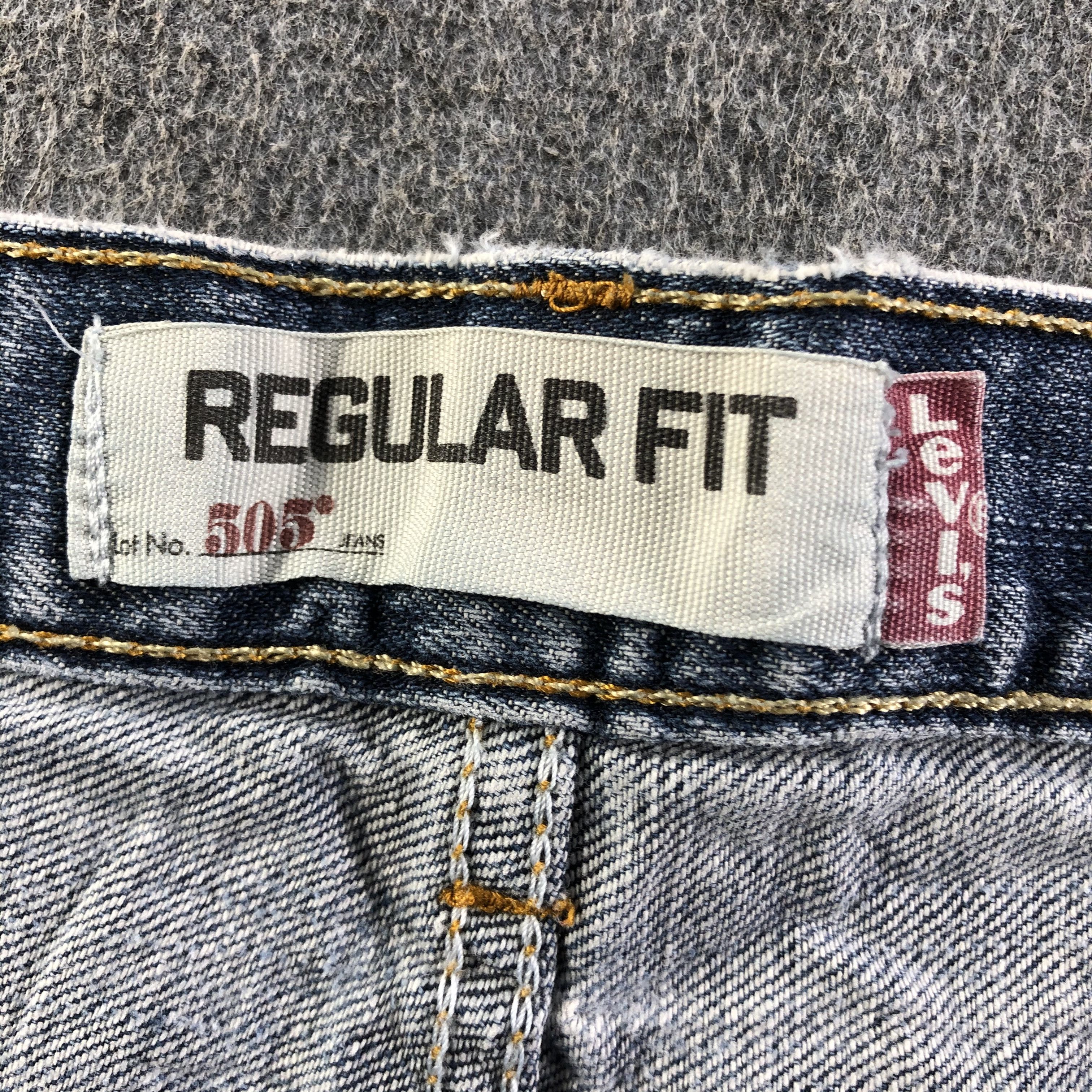 Levi's Vintage Levis 505 Jeans-J3339 Size US 35 - 13 Thumbnail