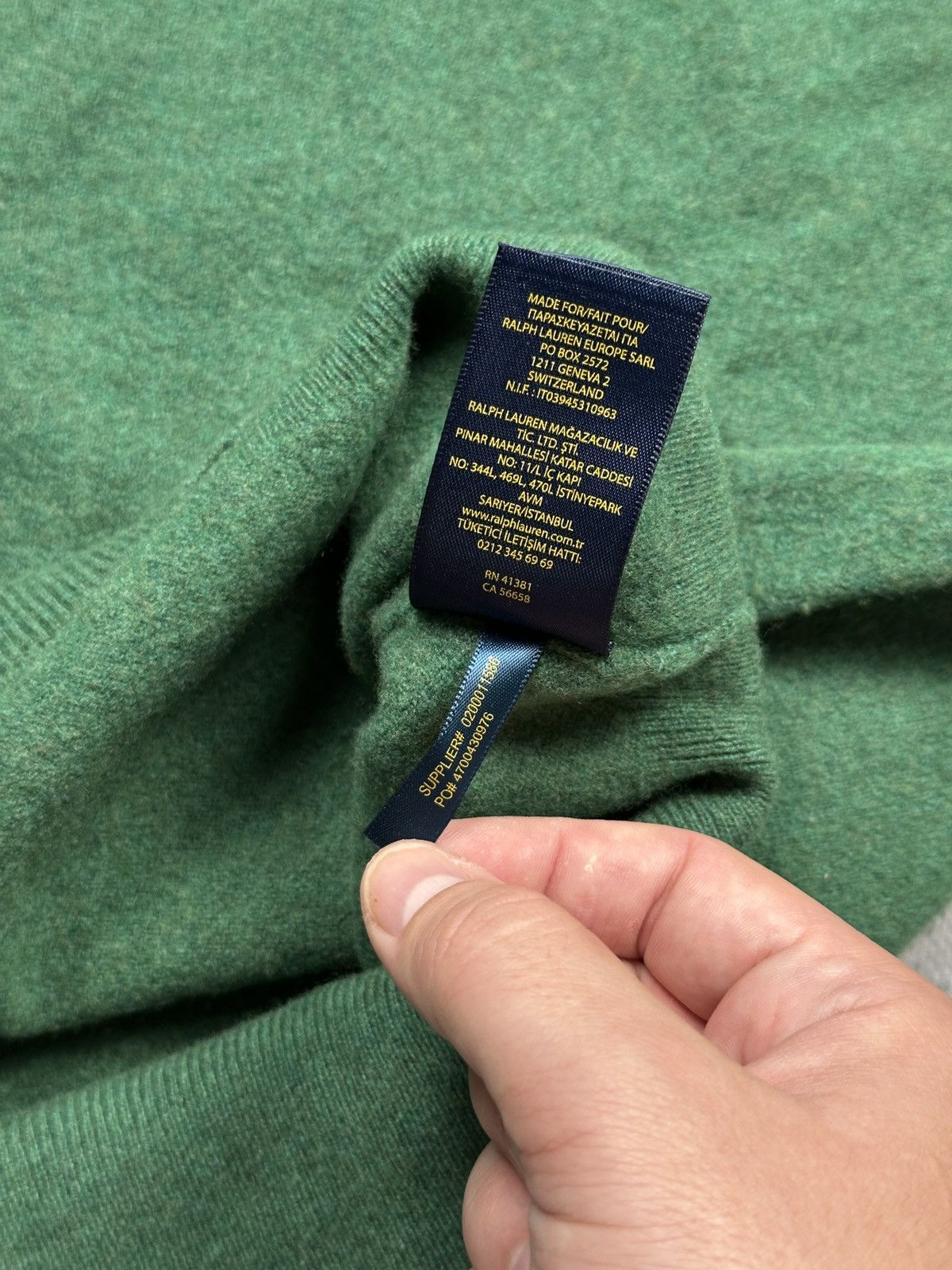 Polo Ralph Lauren Vintage Polo Ralph Lauren Merino Wool Green Sweater V-Neck Size US S / EU 44-46 / 1 - 10 Thumbnail