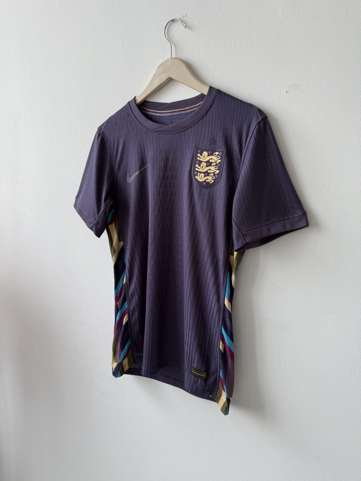 Nike Nike England 2024 Away Jersey Size US M / EU 48-50 / 2 - 2 Thumbnail