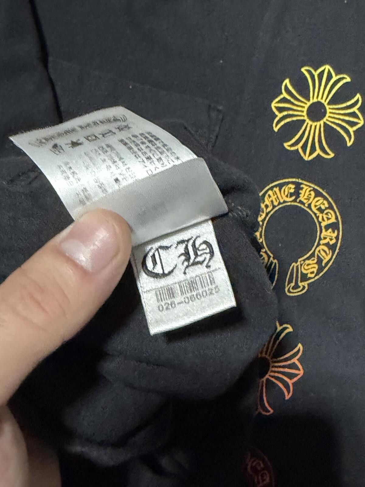 Chrome Hearts Chrome Hearts Gradient T Bar Logo L/S - Sz M Size US M / EU 48-50 / 2 - 7 Thumbnail